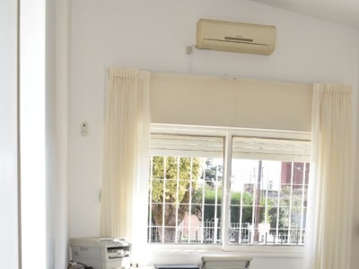  VENTA HERMOSA CASA 300 MTS COSTANERA CARLOS PAZ