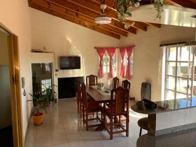 CASA A LA VENTA CERCA DEL RIO