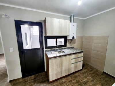 OPORTUNIDAD HERMOSO PH A LA VENTA , BARRIO SANTA RITA