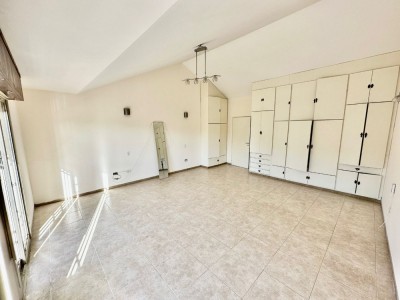 HERMOSA CASA CHALET A LA VENTA , 300 METROS COSTANERA